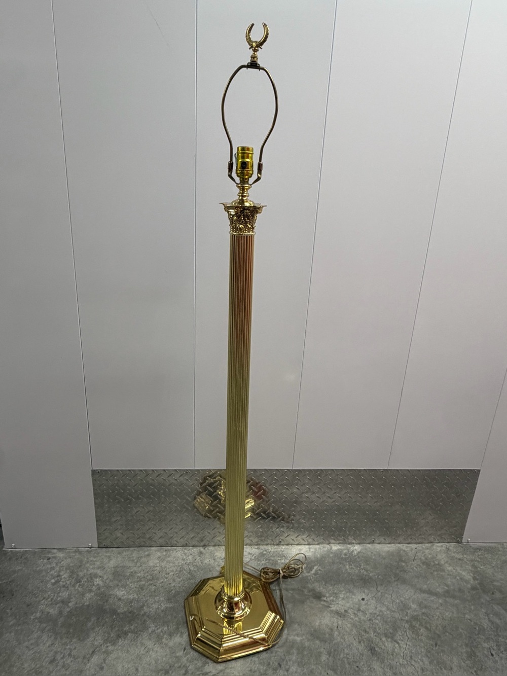 Vintage Brass Column floor Lamp.